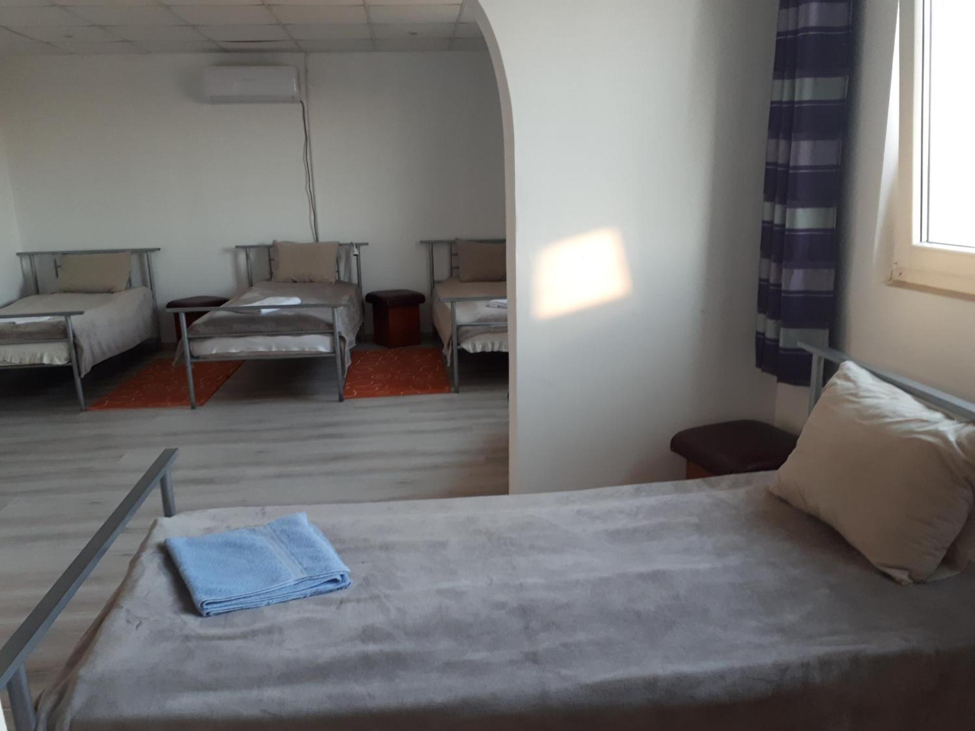 Motel Traffic Lintesti Dış mekan fotoğraf