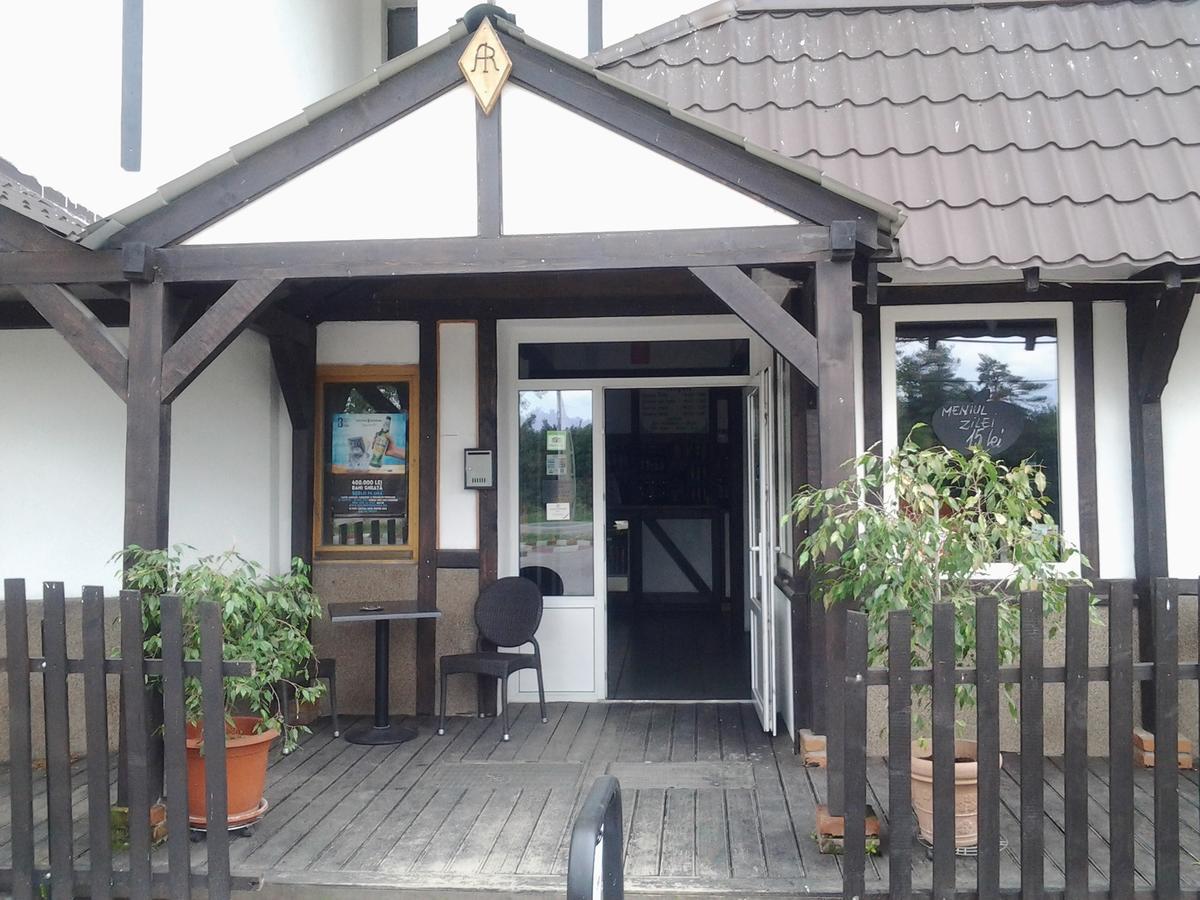 Motel Traffic Lintesti Dış mekan fotoğraf